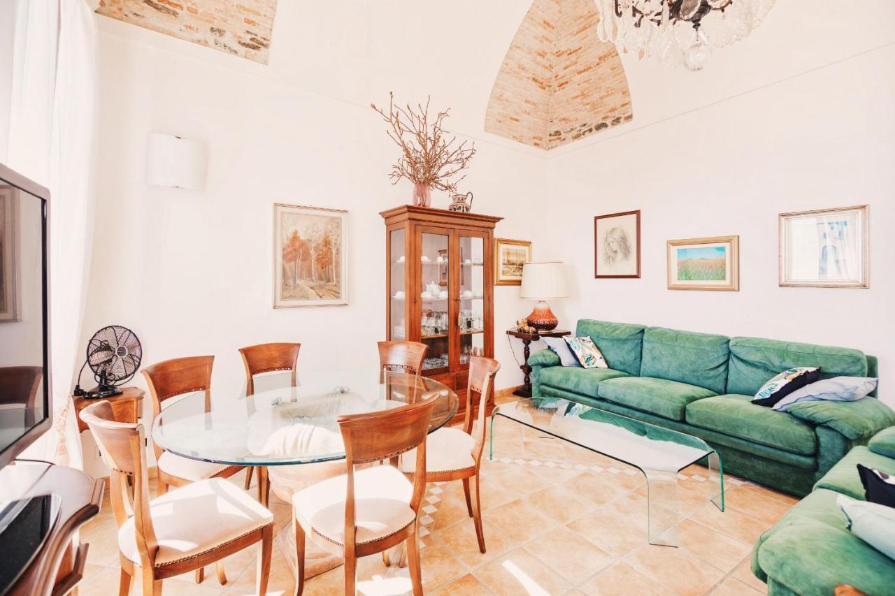 Appartamento Fronte Mare A Ospedaletti By Wonderful Italy Extérieur photo