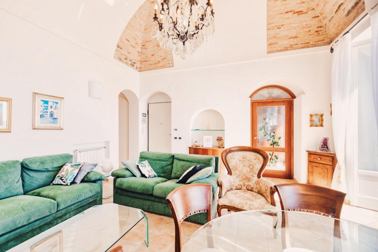 Appartamento Fronte Mare A Ospedaletti By Wonderful Italy Extérieur photo