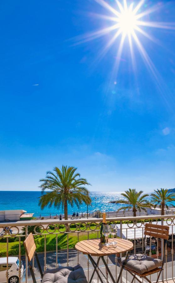 Appartamento Fronte Mare A Ospedaletti By Wonderful Italy Extérieur photo